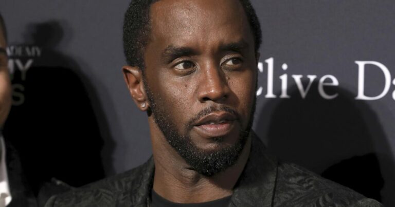 1726591028 urlhttps3A2F2Fcalifornia times brightspot.s3.amazonaws.com2Fa82Fa02F6e53b43f4ce084a7fbdb79163d2c2Fsexual misconduct lawsuits sean combs 11412