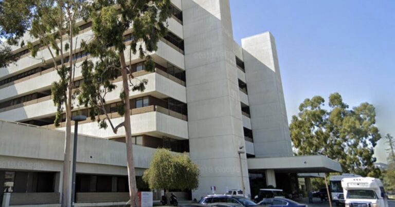 urlhttps3A2F2Fcalifornia times brightspot.s3.amazonaws.com2F242F622Ffc4ca86546b7a26f8213554be9202Fme veterans administration medical center